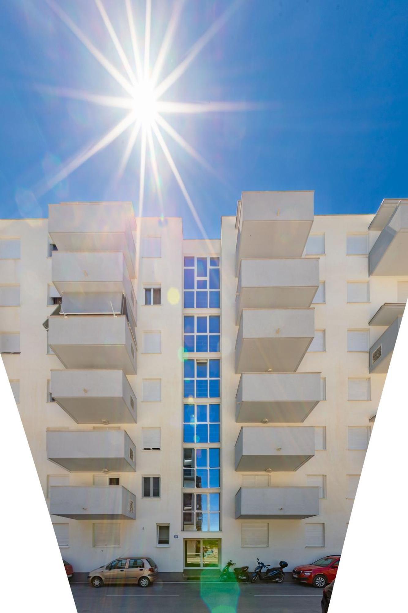 Campanula Apartment With Balcony Zadar Exteriör bild
