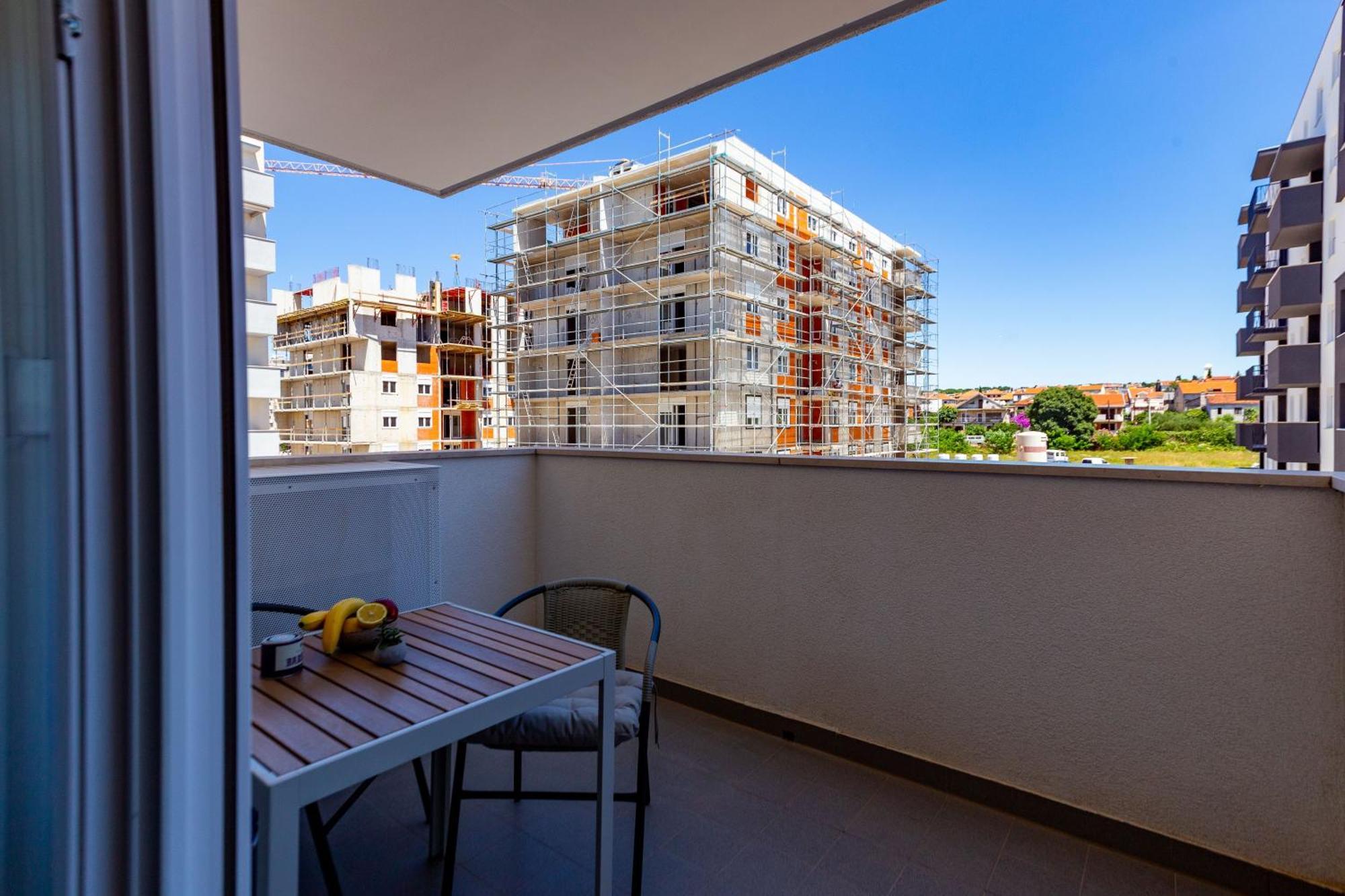 Campanula Apartment With Balcony Zadar Exteriör bild